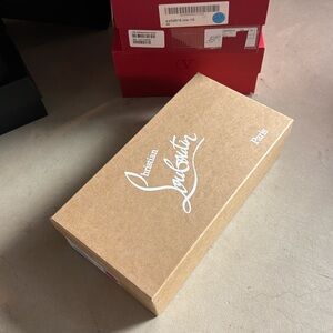 AUTHENTIC CHRISTIAN LOUBOUTIN SHOE BOX WITH DUST BAG SIZE 38